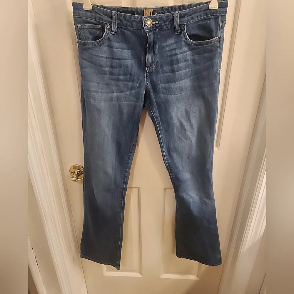 Kut from the Kloth Farrah baby bootcut jeans size 10